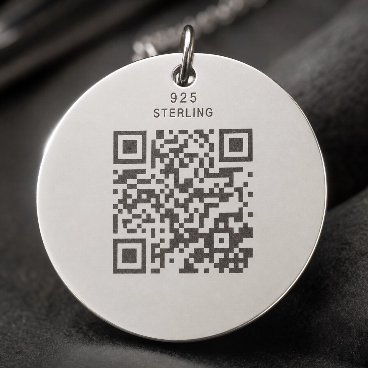 Класик — Колие с гравирана снимка и QR галерия | Maison d'Or